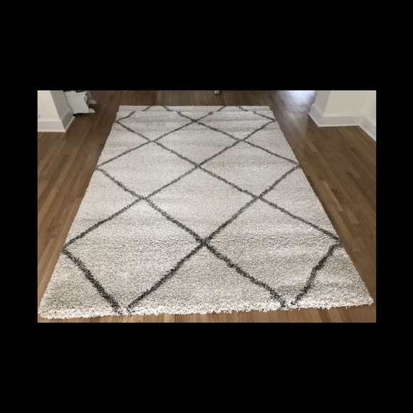 Soft shag 6x9 rug - brand new - Picture 2 of 8